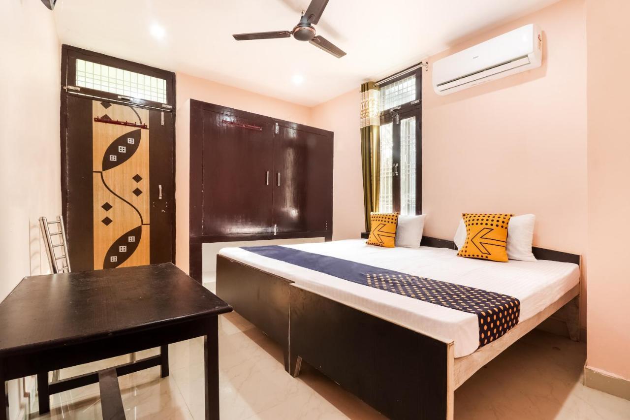 Spot On 63000 Hotel S.S. Plaza Banthra Sikandarpur Ngoại thất bức ảnh