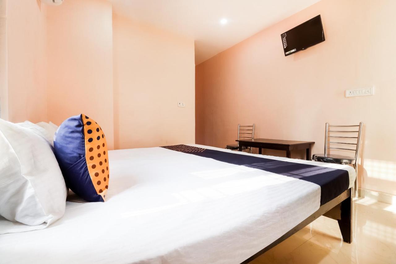 Spot On 63000 Hotel S.S. Plaza Banthra Sikandarpur Ngoại thất bức ảnh
