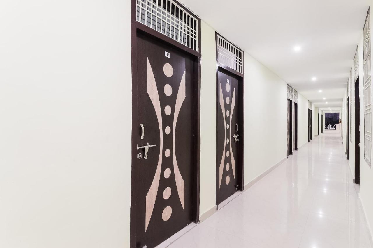 Spot On 63000 Hotel S.S. Plaza Banthra Sikandarpur Ngoại thất bức ảnh