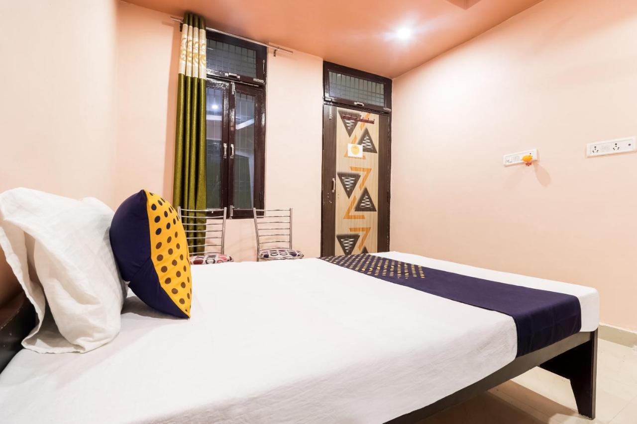 Spot On 63000 Hotel S.S. Plaza Banthra Sikandarpur Ngoại thất bức ảnh