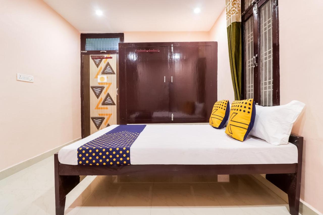 Spot On 63000 Hotel S.S. Plaza Banthra Sikandarpur Ngoại thất bức ảnh