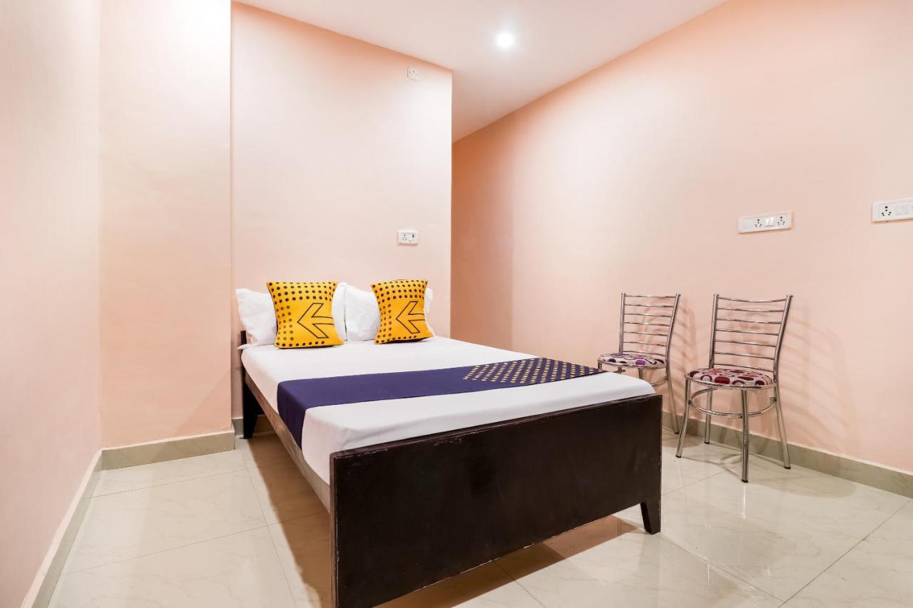 Spot On 63000 Hotel S.S. Plaza Banthra Sikandarpur Ngoại thất bức ảnh